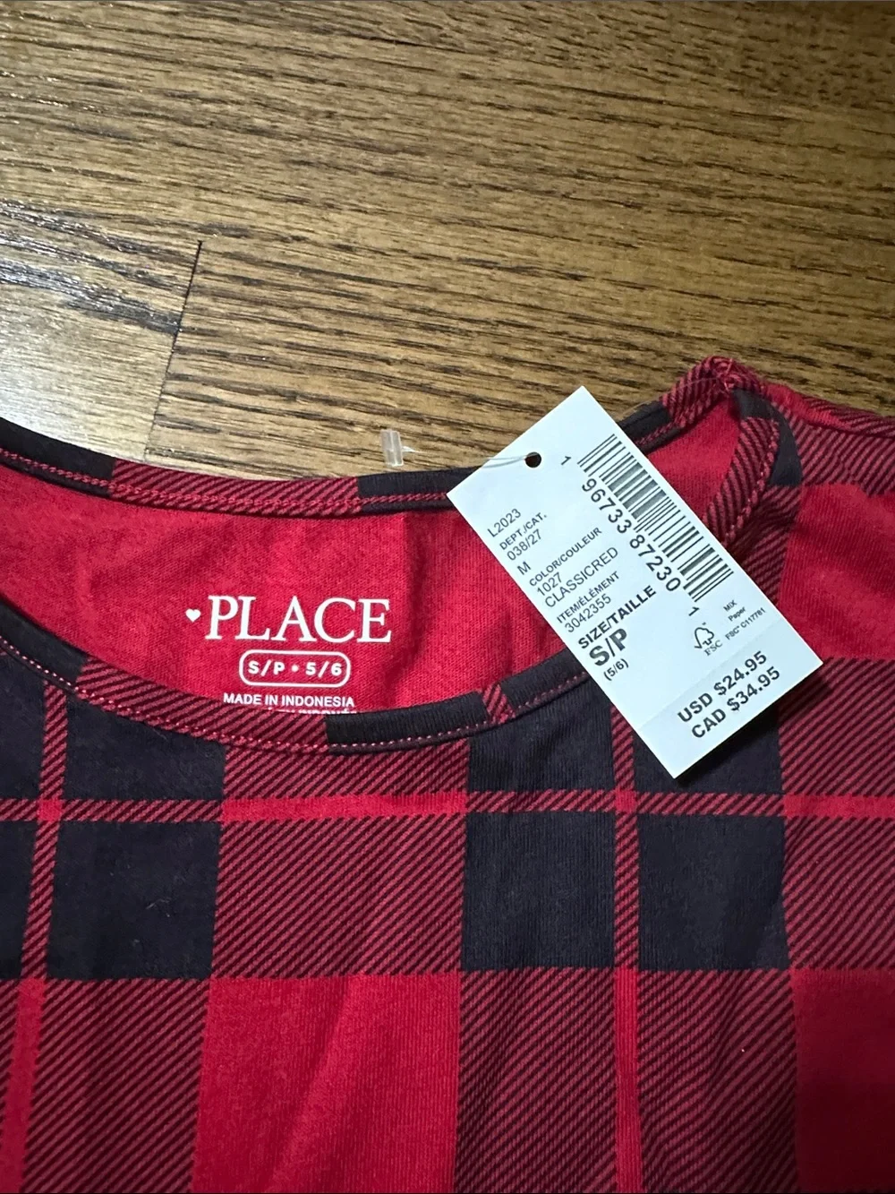 Children’s Place Red Plaid Christmas Dress size 5/6 - NWT